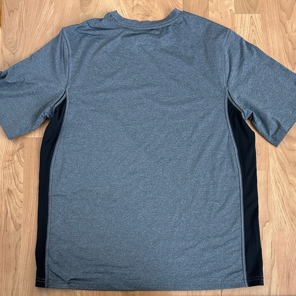Champion Men's Gray Short Sleeve Shirt - Picture 7 of 7